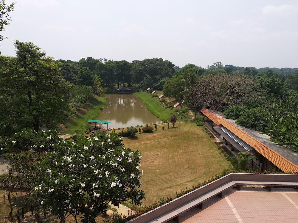 Saichonview Resort 35/42