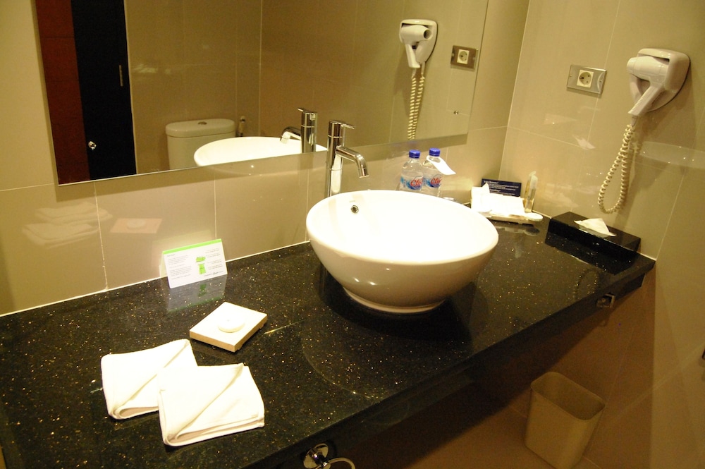 Loman Park Hotel Yogyakarta 44/50
