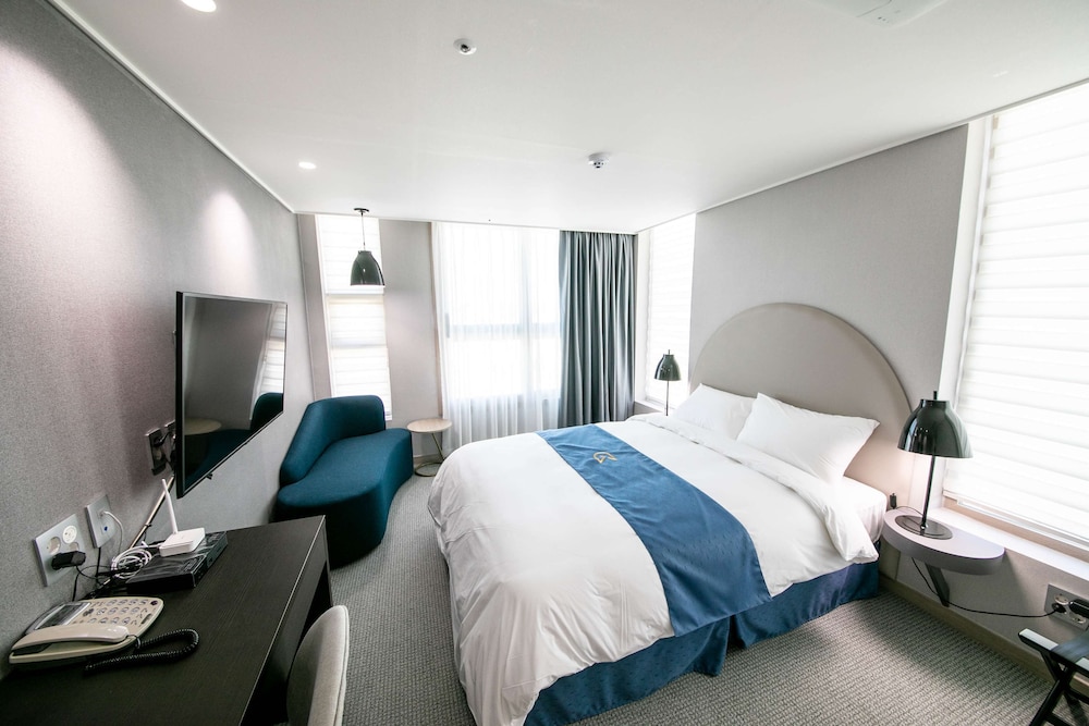 Golden Tulip Essential Namgang 26/49