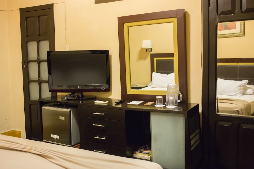 Gran Hotel de Merida 63/68