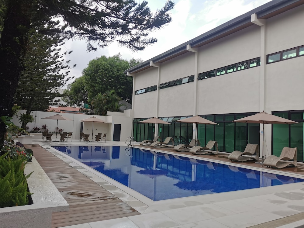 Tagaytay Country Hotel 3/57