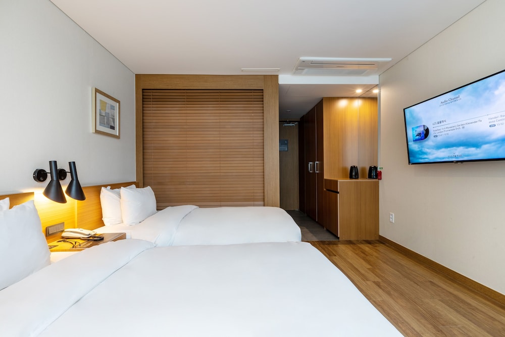 Mate Hotel Paju 6/78