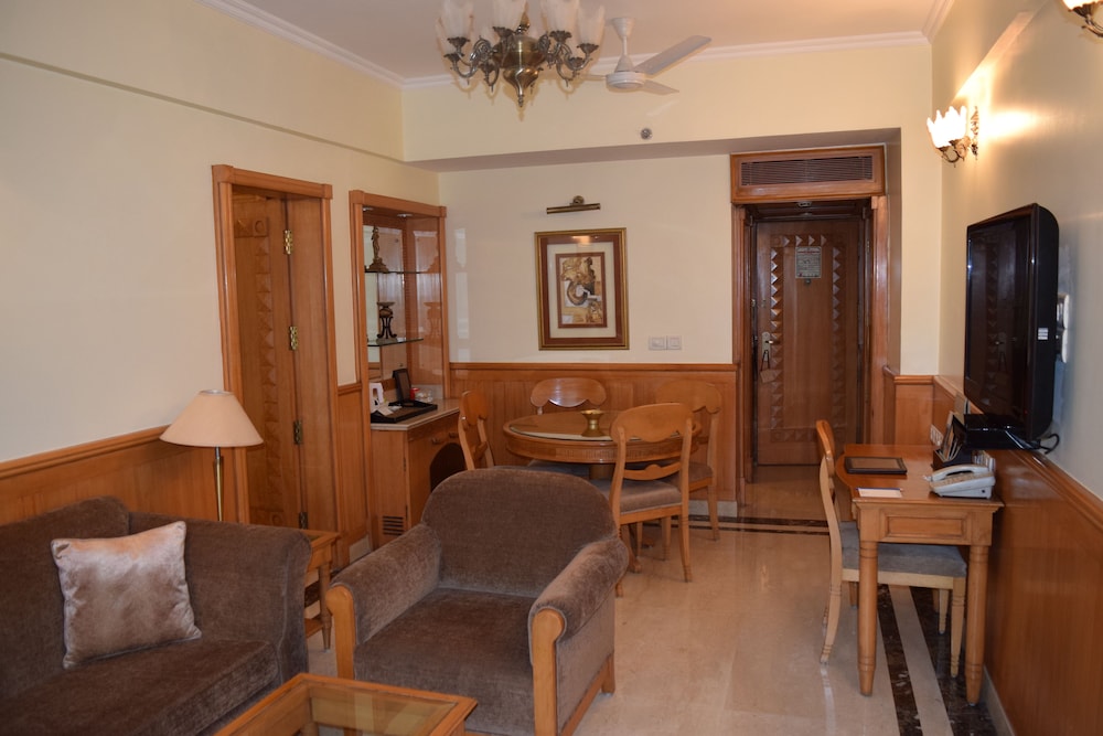 Jaypee Siddharth Hotel 35/47