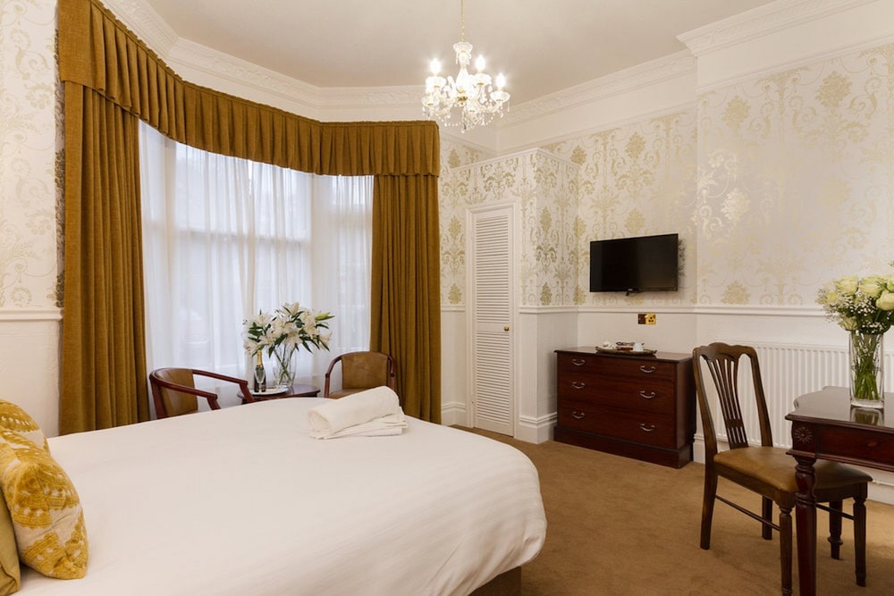 Lincoln House Hotel 26/67
