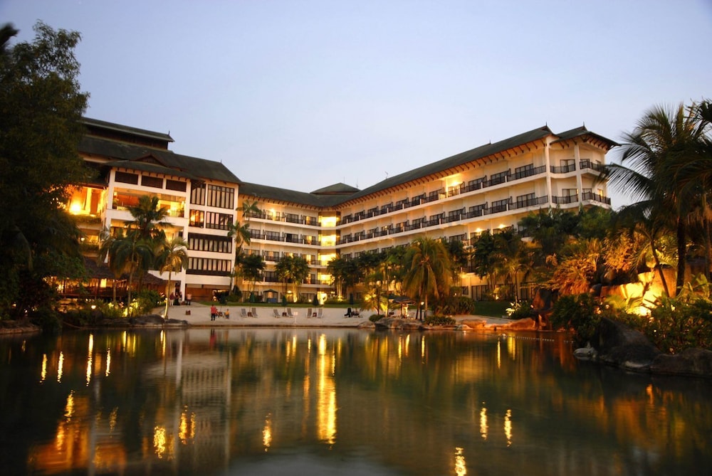Mines Beach Resort Hotel & Wellness 45/48