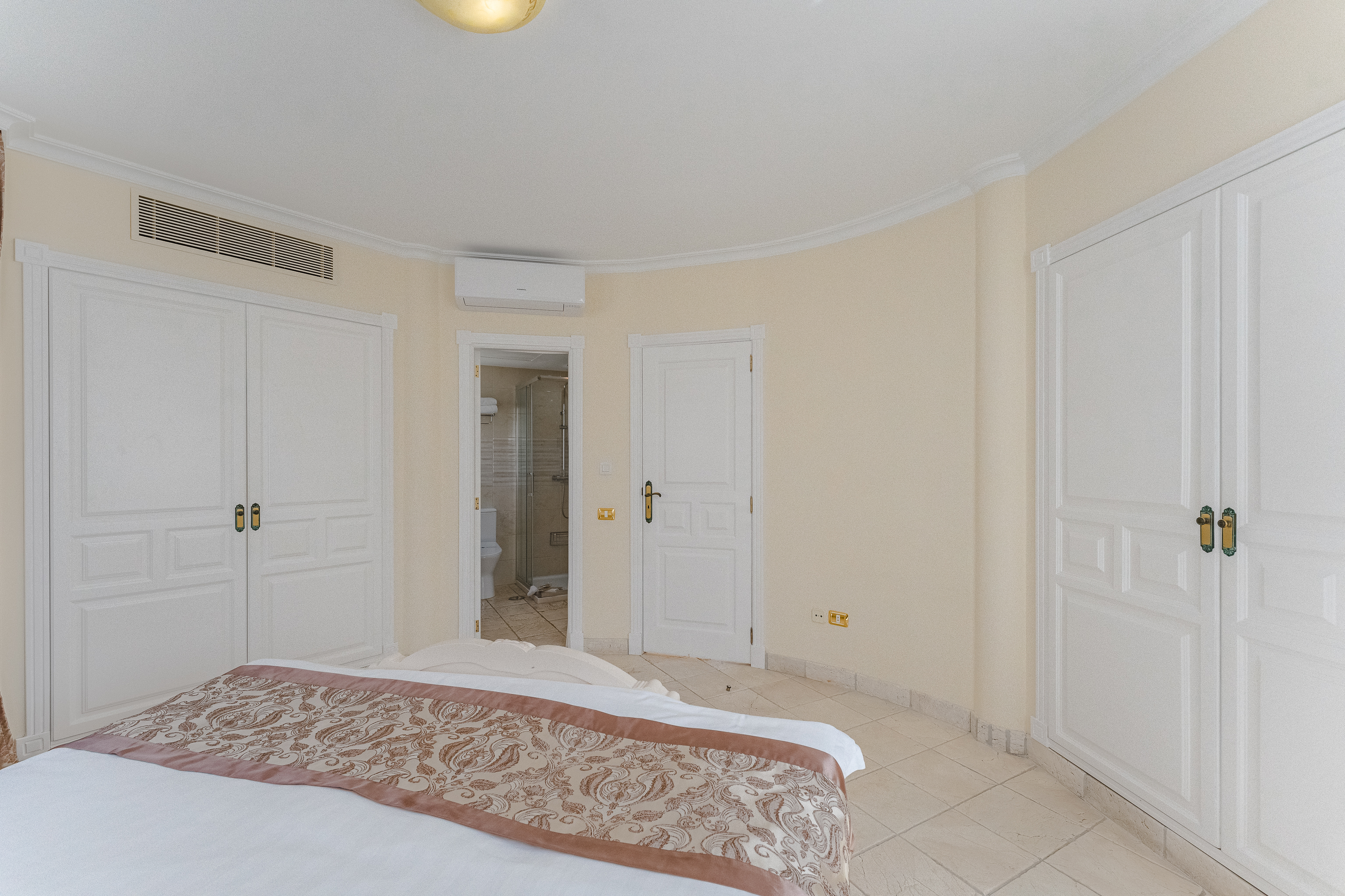 جناح سوبيريور، Flamingo Suites 3/10