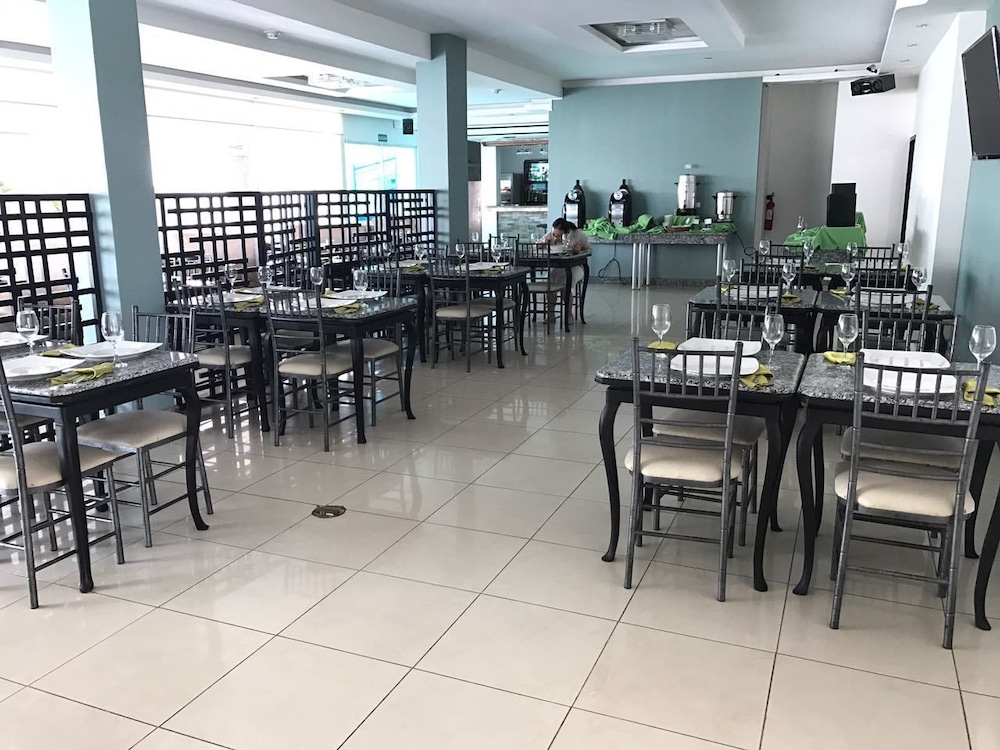 Hotel Mar Azul 46/72