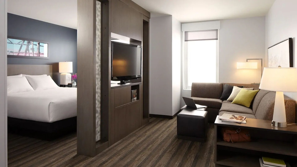 Studio, Suite, King Bed, Sofa