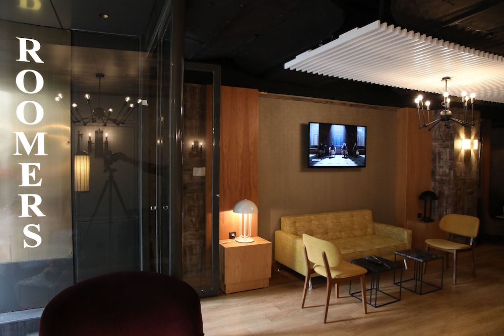 ROOMERS NISANTASI HOTEL 33/39