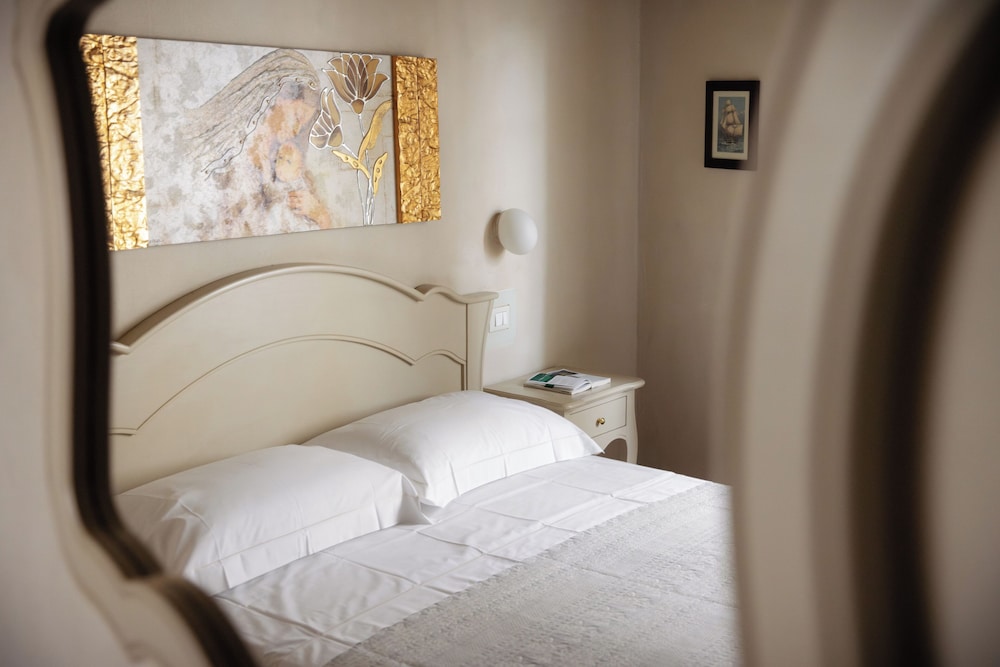 غرفة كلاسيكية بسرير مزدوج، Relais I Miracoli 6/10