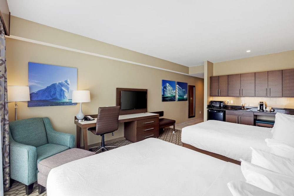 Best Western Plus St. John s Airport Hotel and Suites 13/36