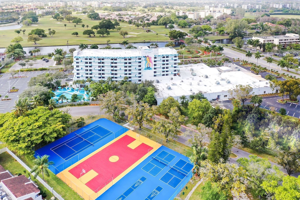 Chateau Mar Golf Resort, Trademark Collection by Wyndham 25/50
