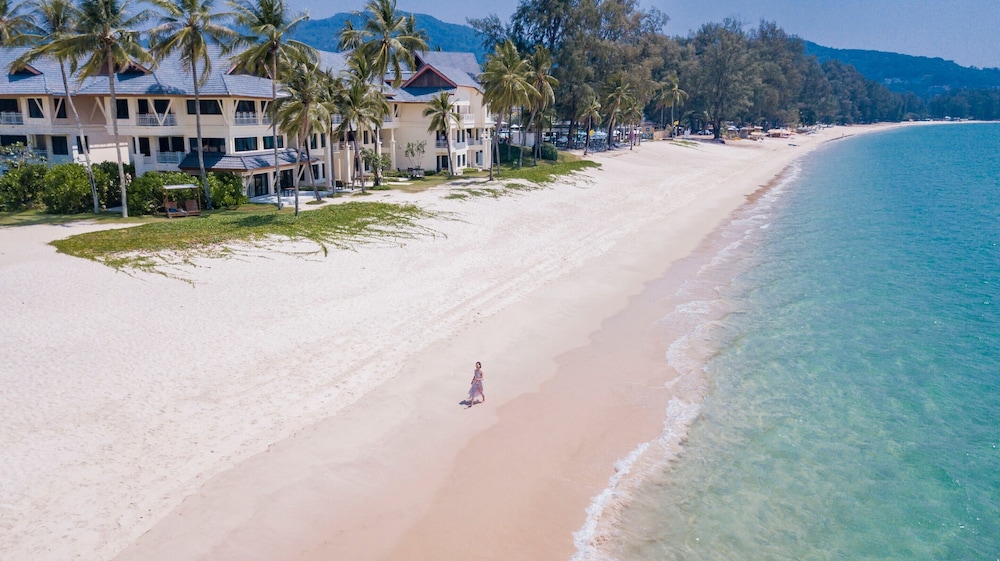 SAii Laguna Phuket 67/70