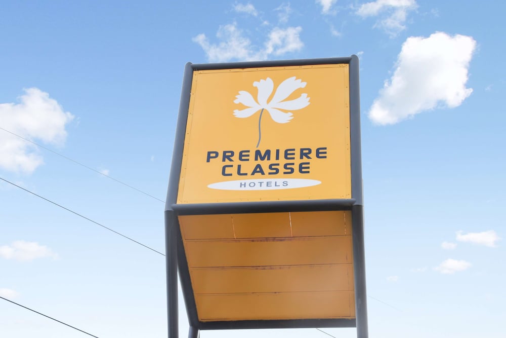 Premiere Classe Angers Est 46/68