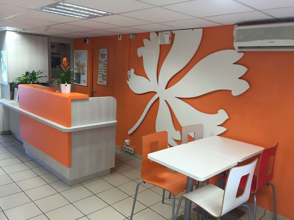 Premiere Classe Montpellier Ouest St Jean de Vedas 47/57