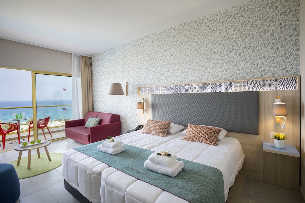 Family Room Sea View