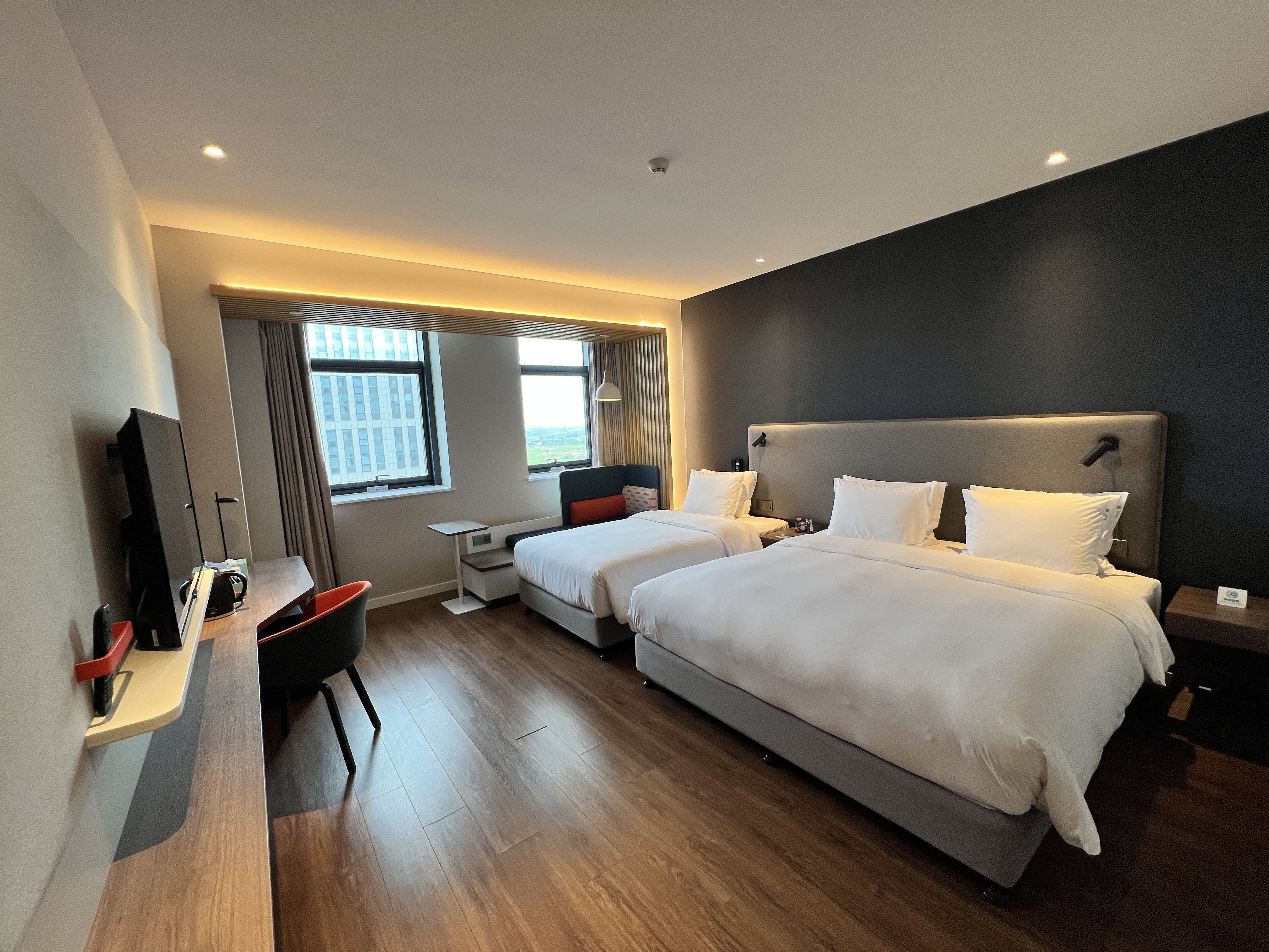 Holiday Inn Express Rongcheng Science and Technology Park 23/53