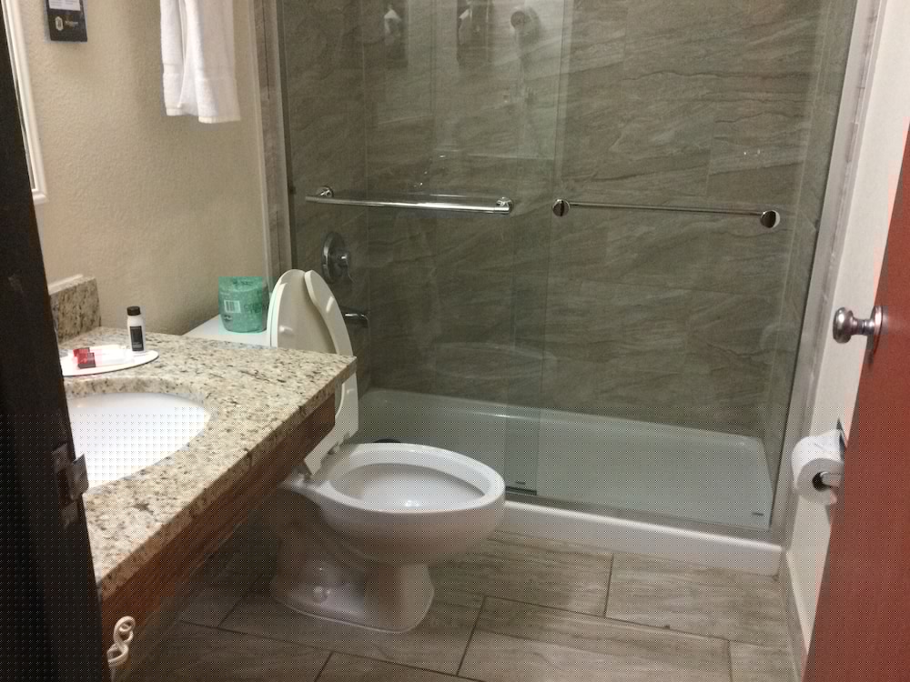 Super 8 By Wyndham Canton/Livonia Area 7/20