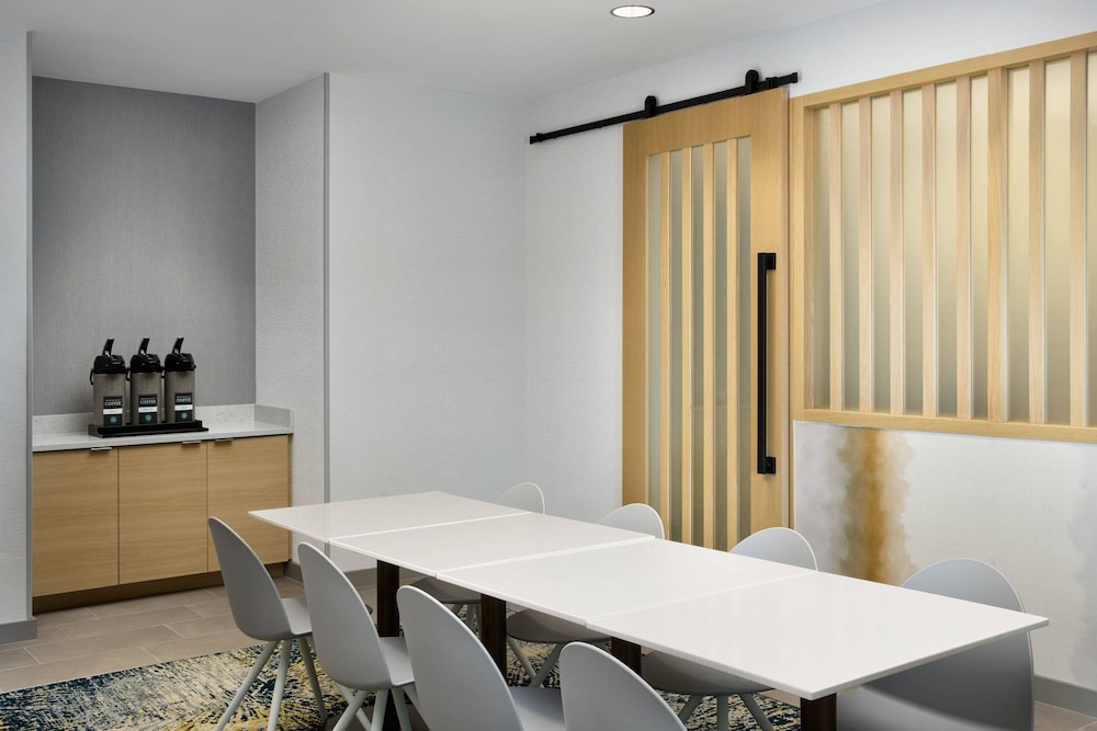 TownePlace Suites by Marriott Plant City 44/48
