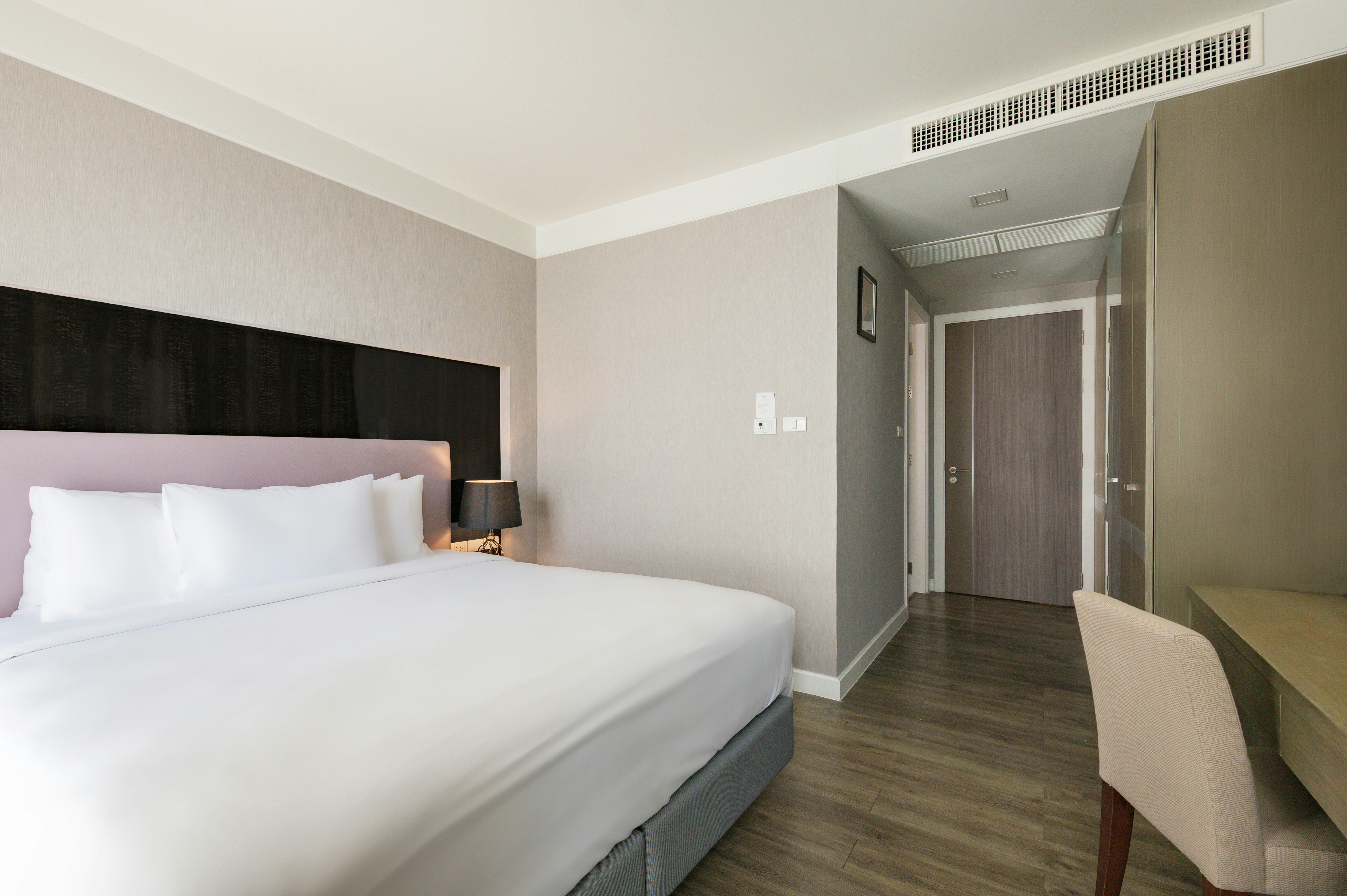 2 BEDROOMS, PREMIER, SUITE