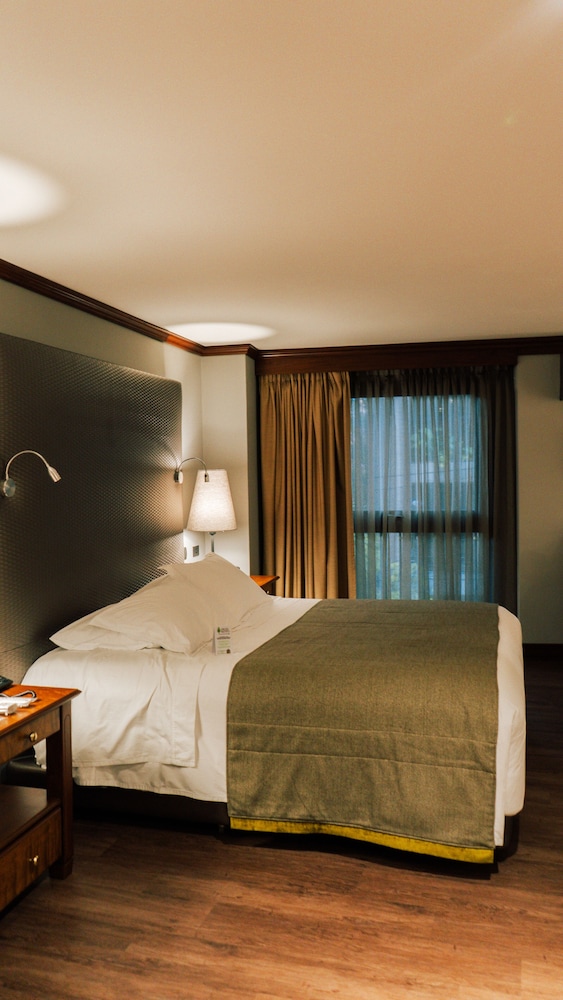 Hotel Park 10 22/88