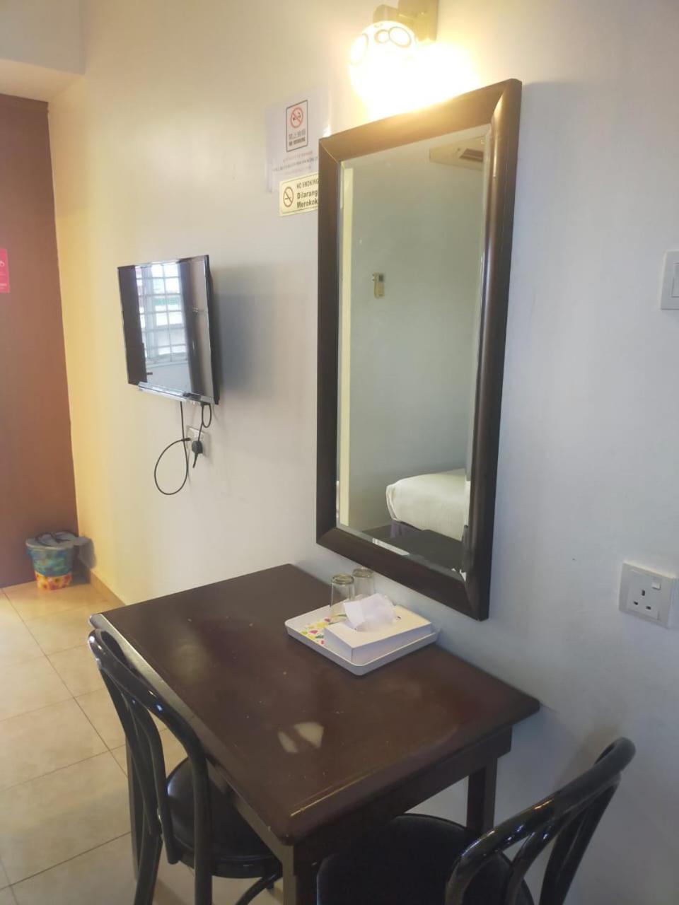 OYO 680 Seremban Inn 81/92