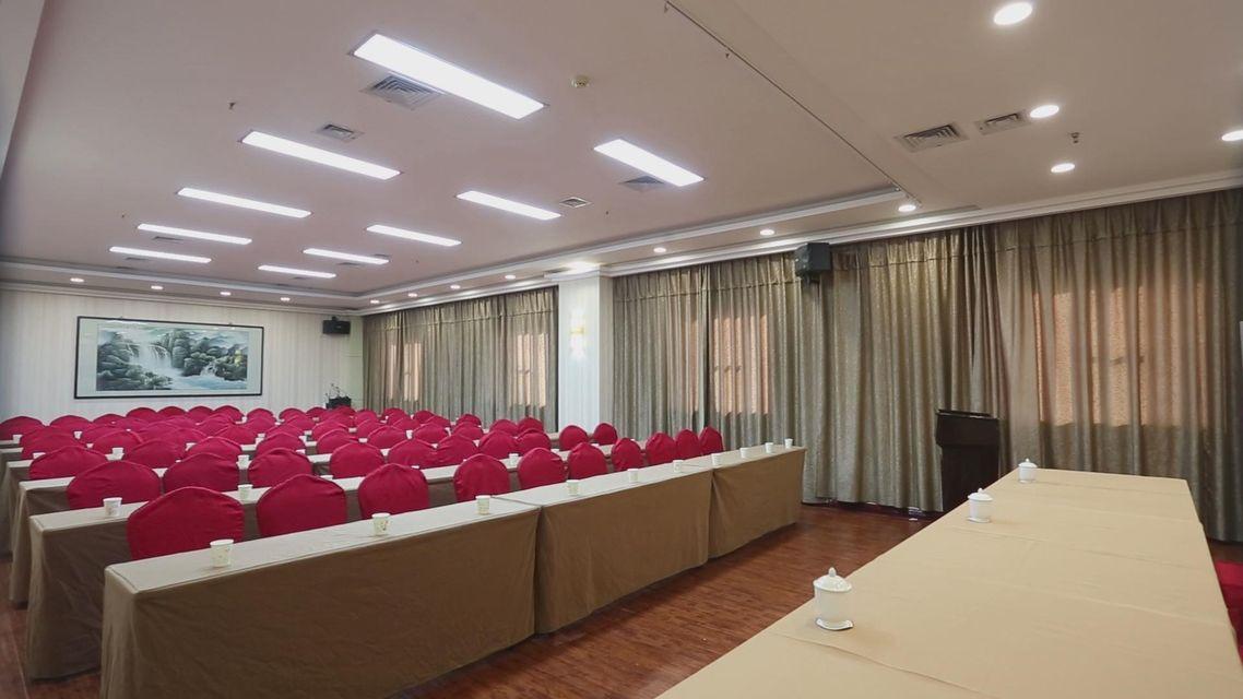 Magnotel (Baoji Fengxiang Yongxing Road) 25/28