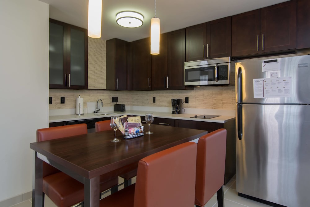 RESIDENCE INN RALEIGH-DURHAM AIRPORT/BRIER CREEK 39/53