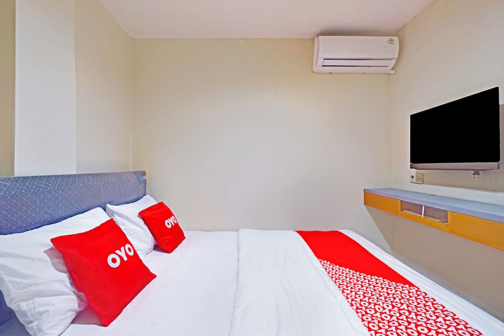 Hotel O Mangga Besar Near Mangga Besar Station Formerly Warna Warni Residence 12/24