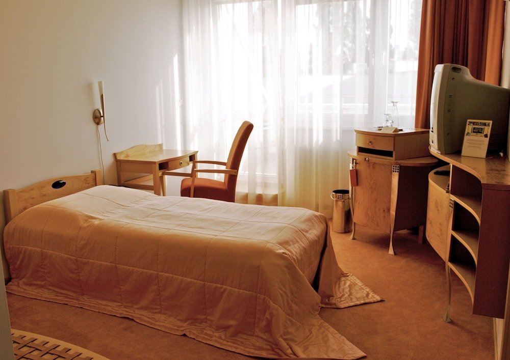 Hotel SET 19/68