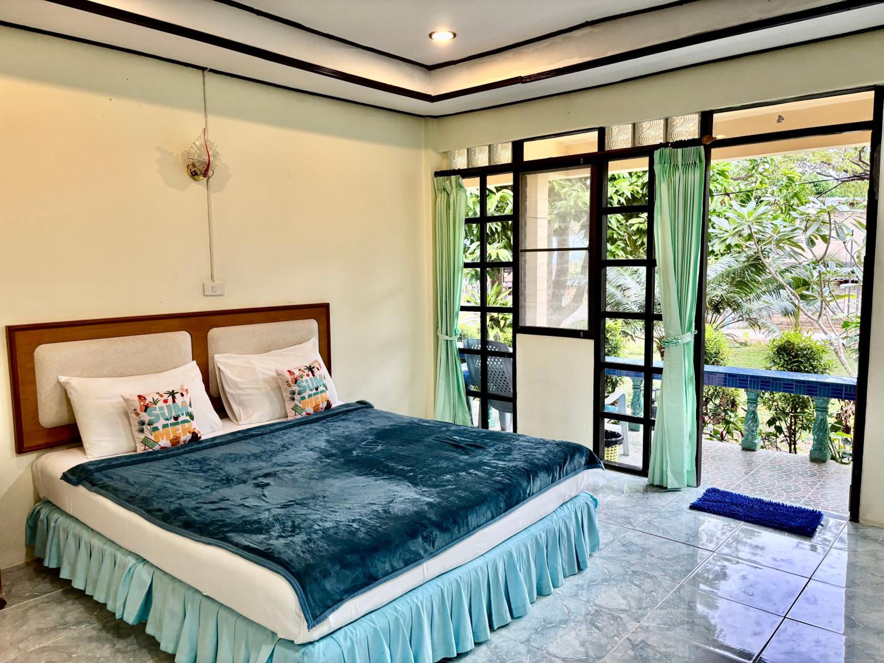Sea Sun Bungalows 10/16