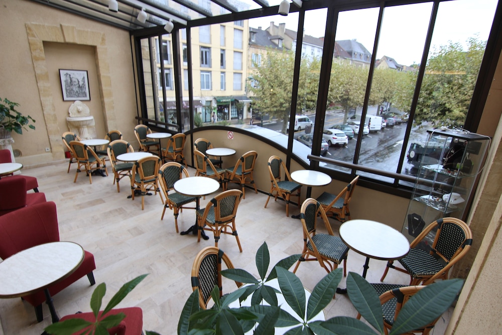 Montaigne 32/50