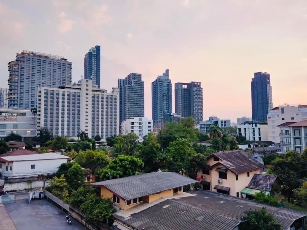 ViVi Avenue Thonglor 31/36