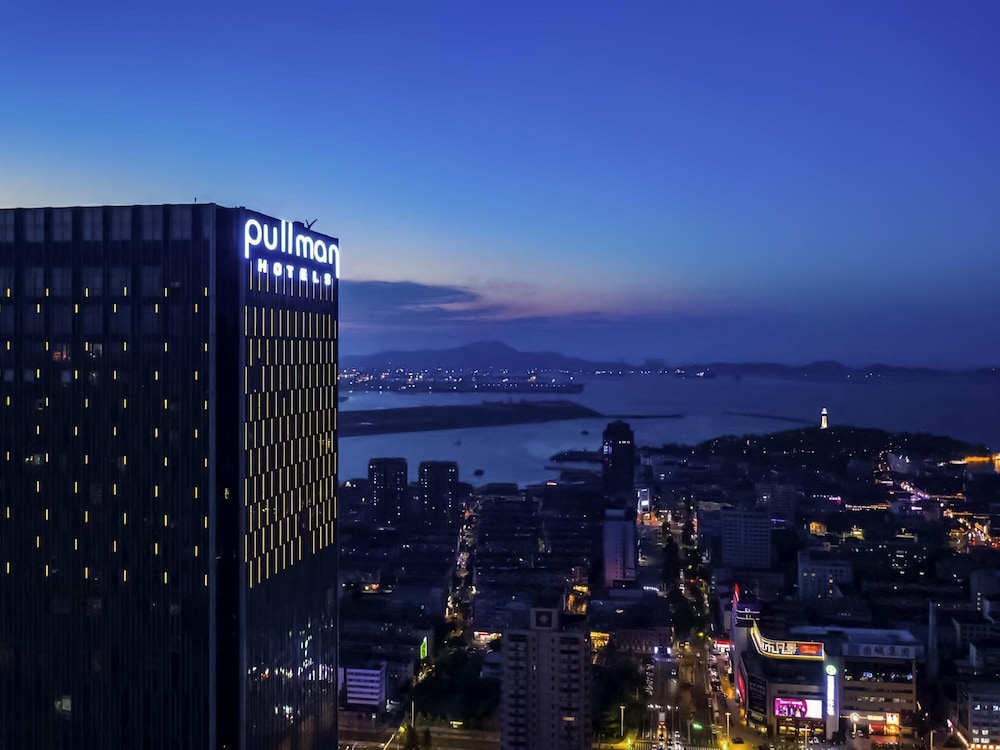 Pullman Yantai Center 6/50