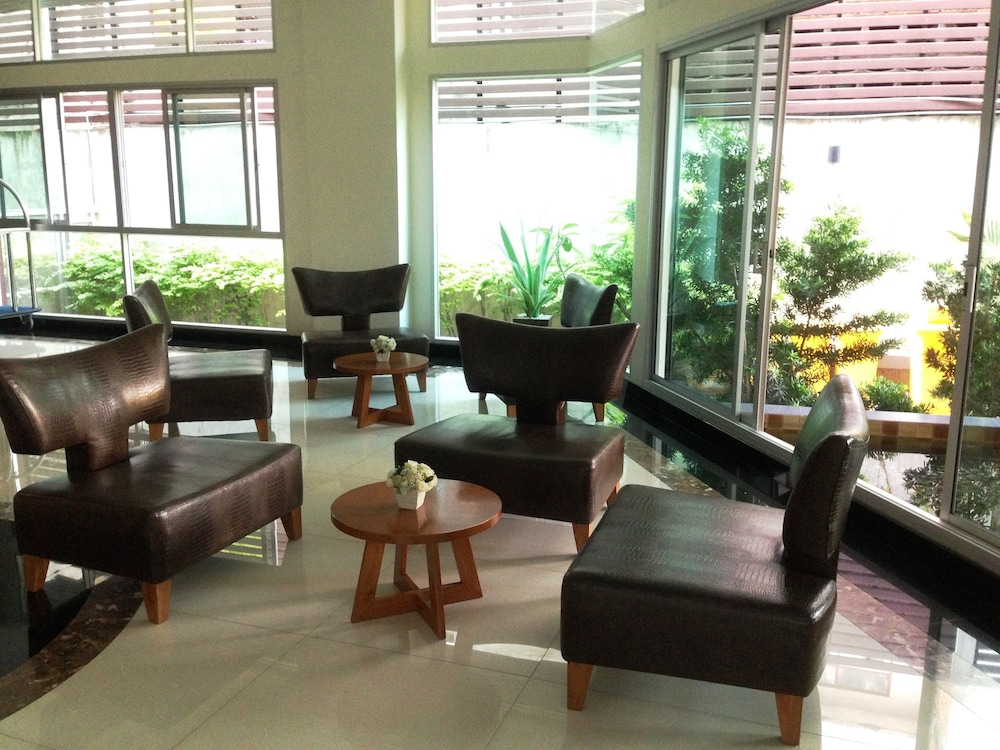 August Suites 53/69