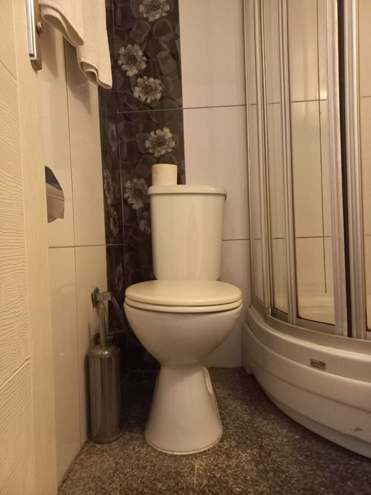 ATALLA HOTEL 42/44