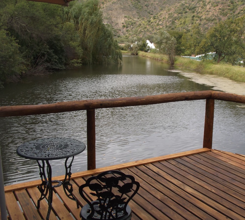 Old Mill Lodge Working Ostrich Farm Restaurant 24/40