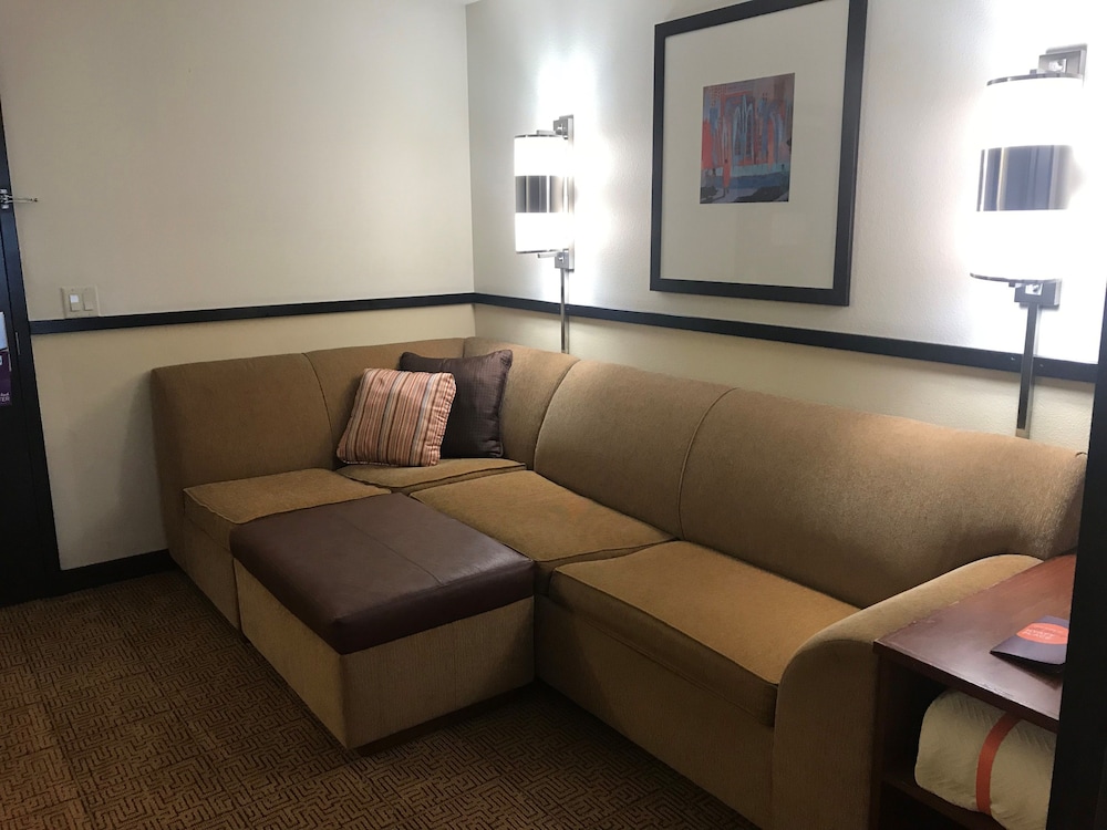 Hyatt Place Santa Fe 46/72