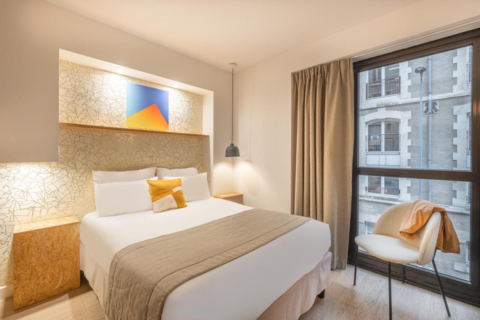 SUPERIOR, DOUBLE BED