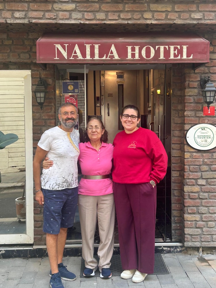Naila Hotel 7/69