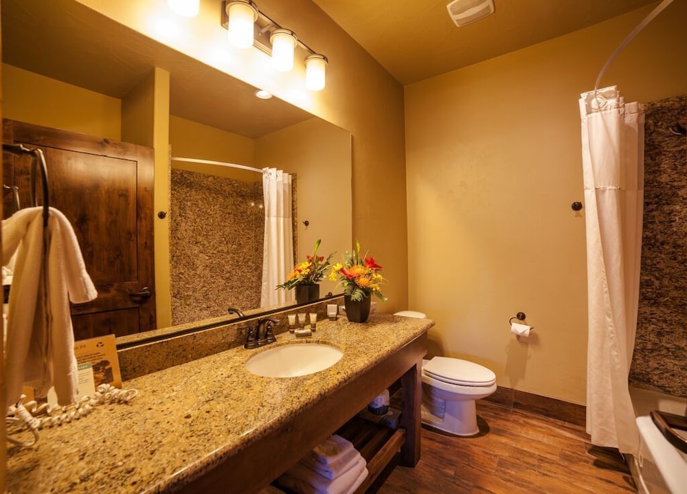 Cable Mountain Lodge 49/50