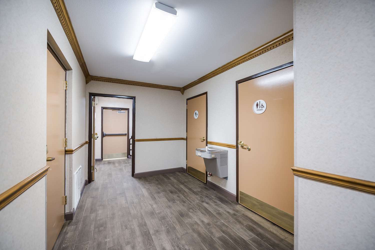 Quality Inn Jacksonville near Little Rock Air Force Base 19/32