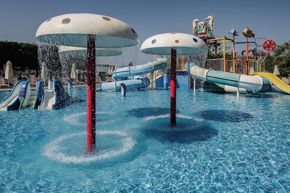 Caretta Beach Resort & WaterPark 81/91