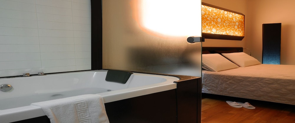 Sanlu Hotel 13/53
