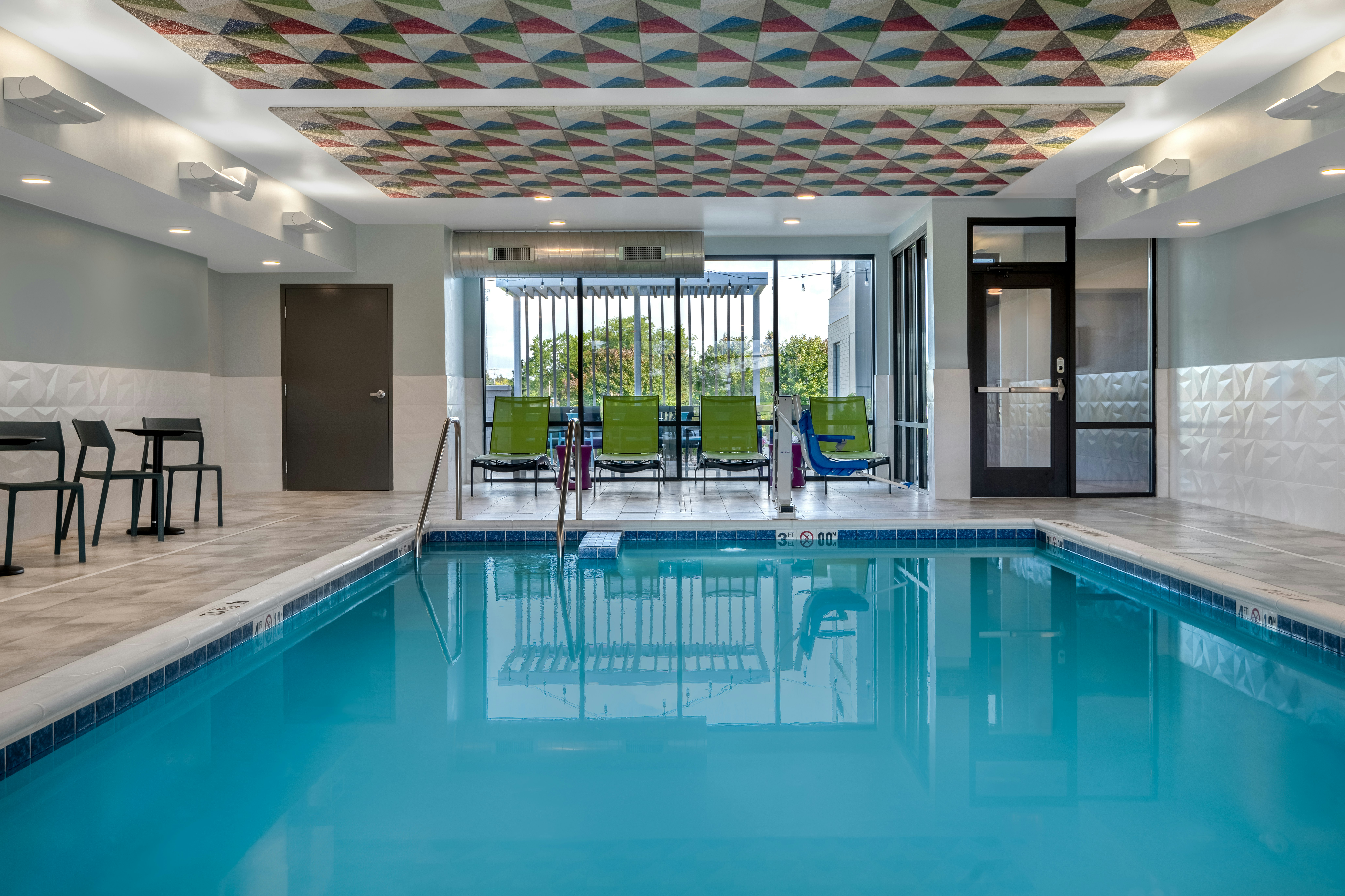 Home2 Suites by Hilton Sheboygan 14/29