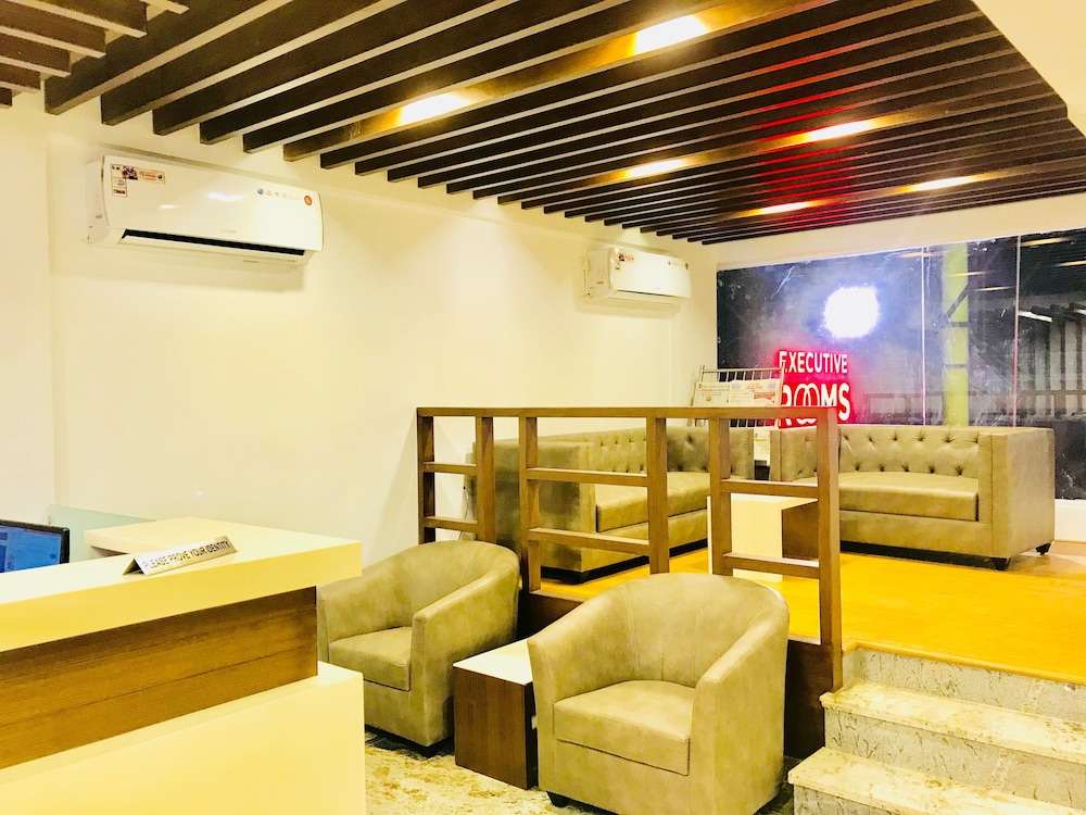 Regalia Inn & Suites 31/37