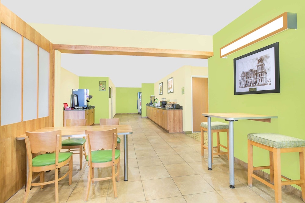 Microtel Inn Suites By Wyndham Tuscumbia Muscle Shoals 15/20