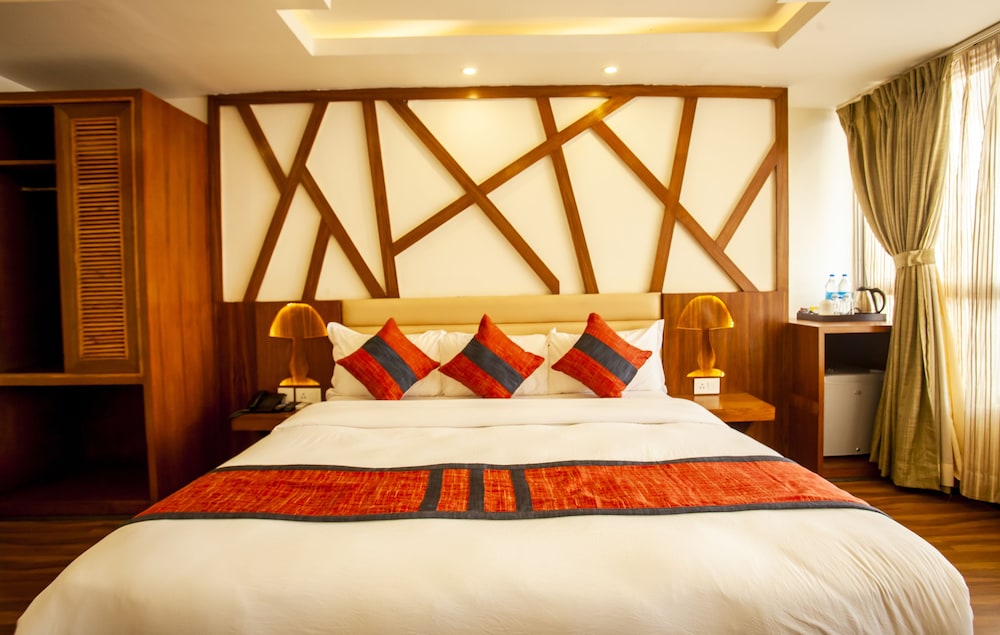 Hotel Jampa 8/50