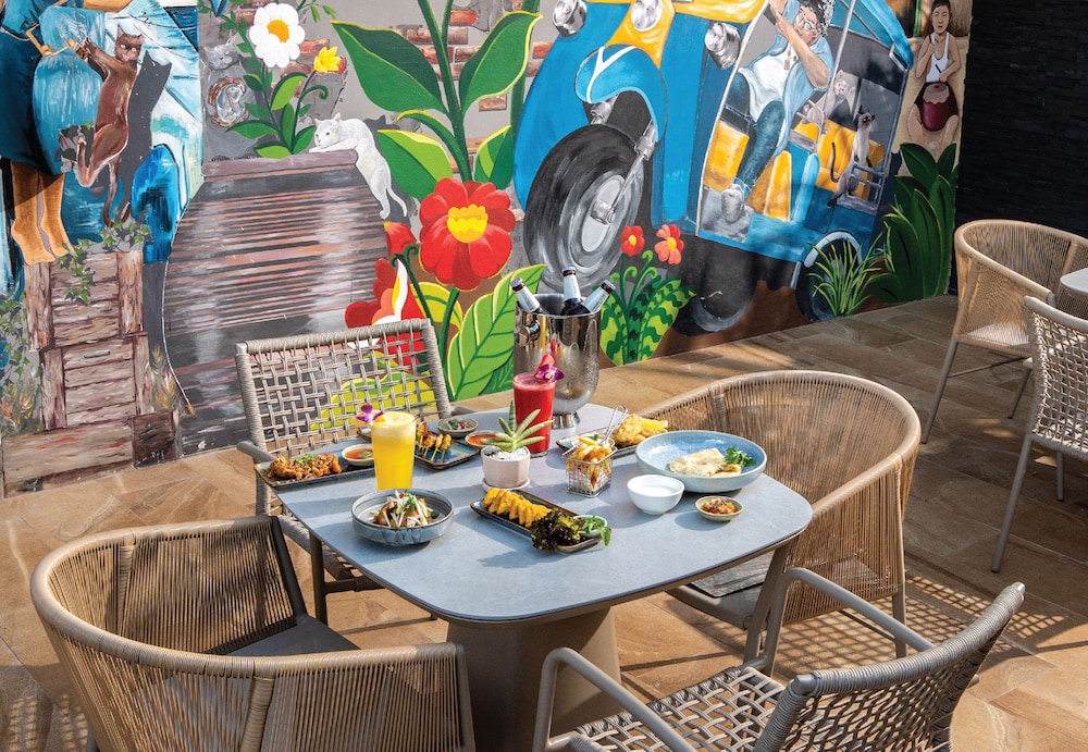 Solitaire Bangkok Sukhumvit 11 by Kingston Hotels 53/73