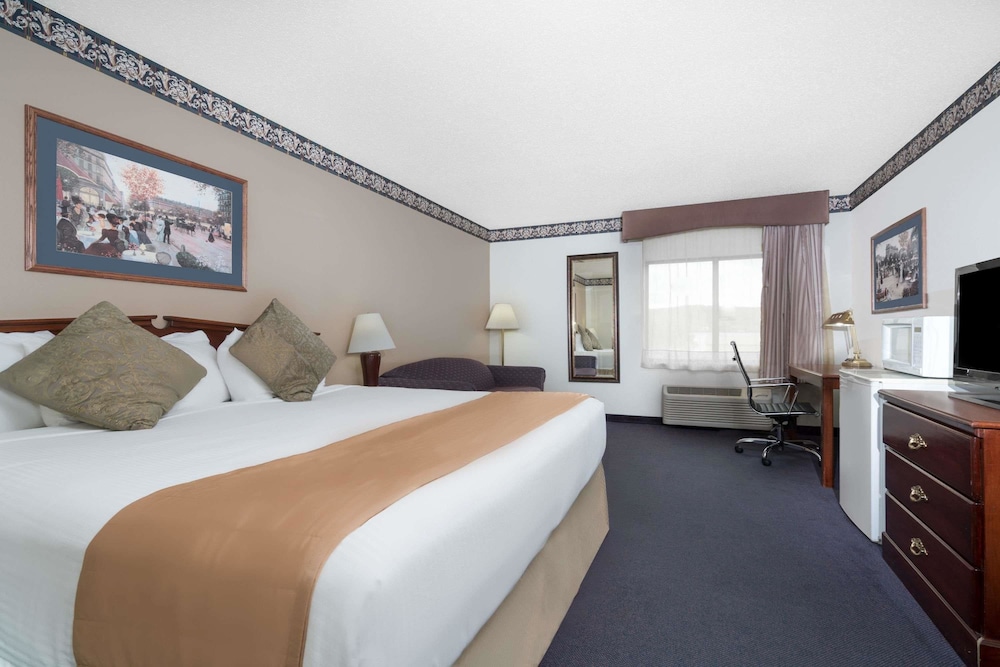 Baymont By Wyndham La Crosse/Onalaska 24/47